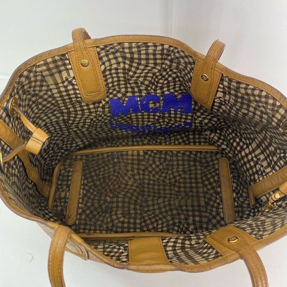 MCM Visetos Reversible Medium Liz Tote Without Pouch - Picture 5 of 13